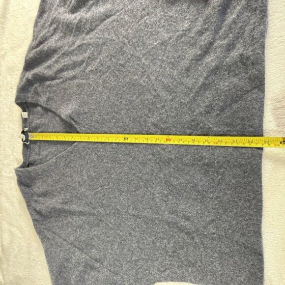 Vince Cashmere Boxy Weekend Long Sleeve V-Neck Cozy Luxury Gray Sweater X-Large - Picture 6 of 7